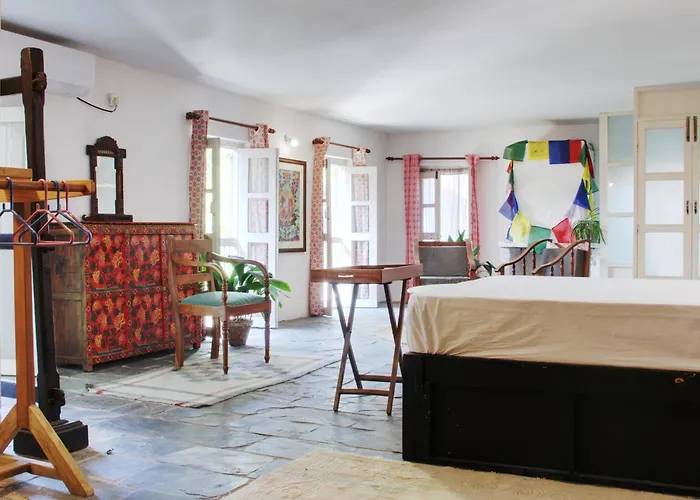 Guest house Noya, 18th Century Heritage *