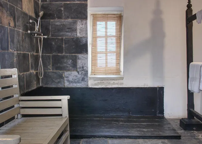 Noya, 18th Century Heritage Guest house